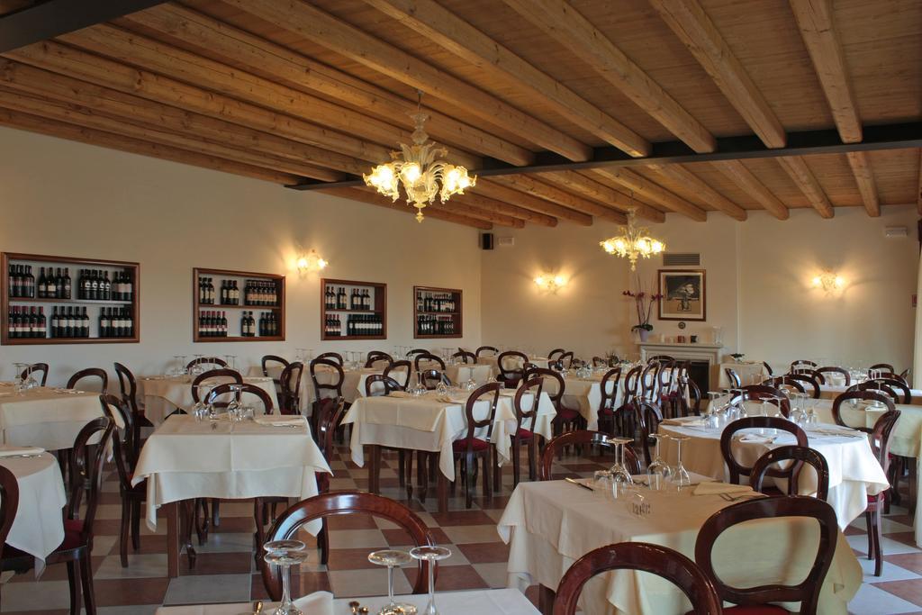 Locanda Al Ponte De Fero Jesolo Bagian luar foto