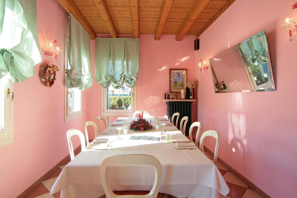 Locanda Al Ponte De Fero Jesolo Bagian luar foto
